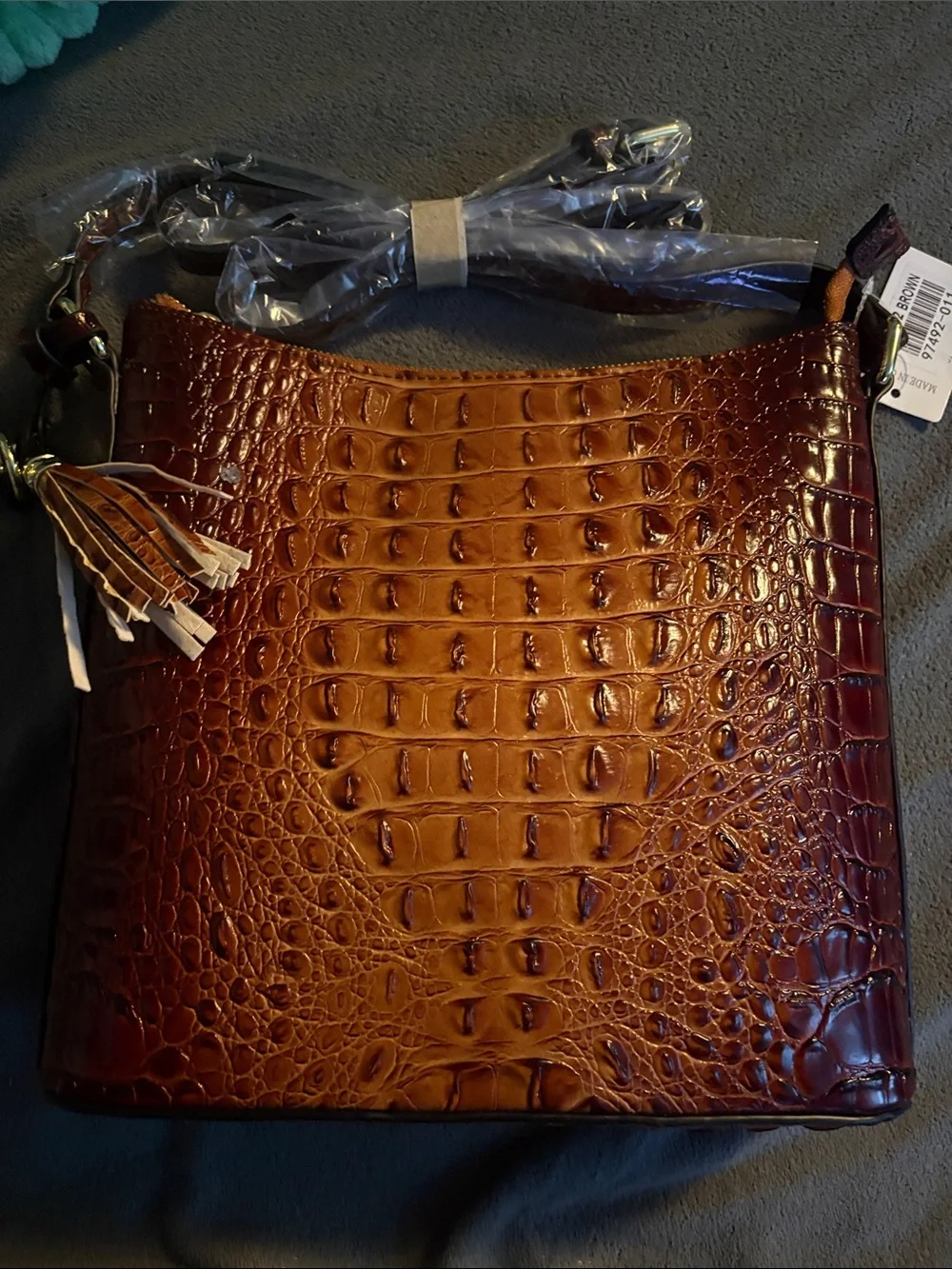 FASHION Women's Croc-Embossed Crossbody Bag in Brown